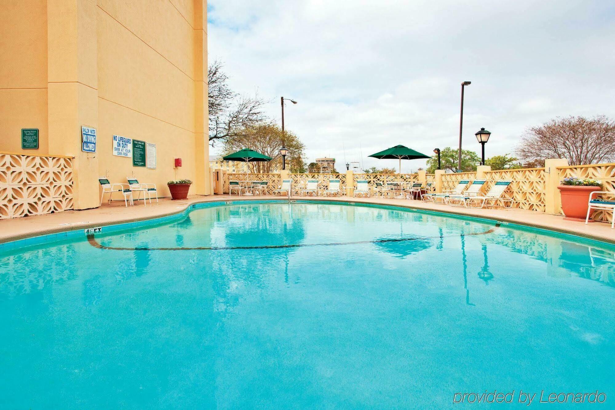 La Quinta By Wyndham Charleston Riverview Exteriör bild